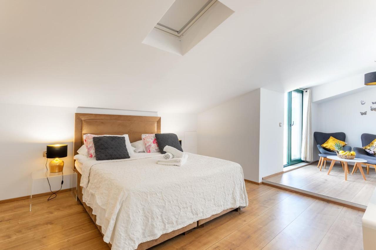Apartments Ante Хвар Екстериор снимка