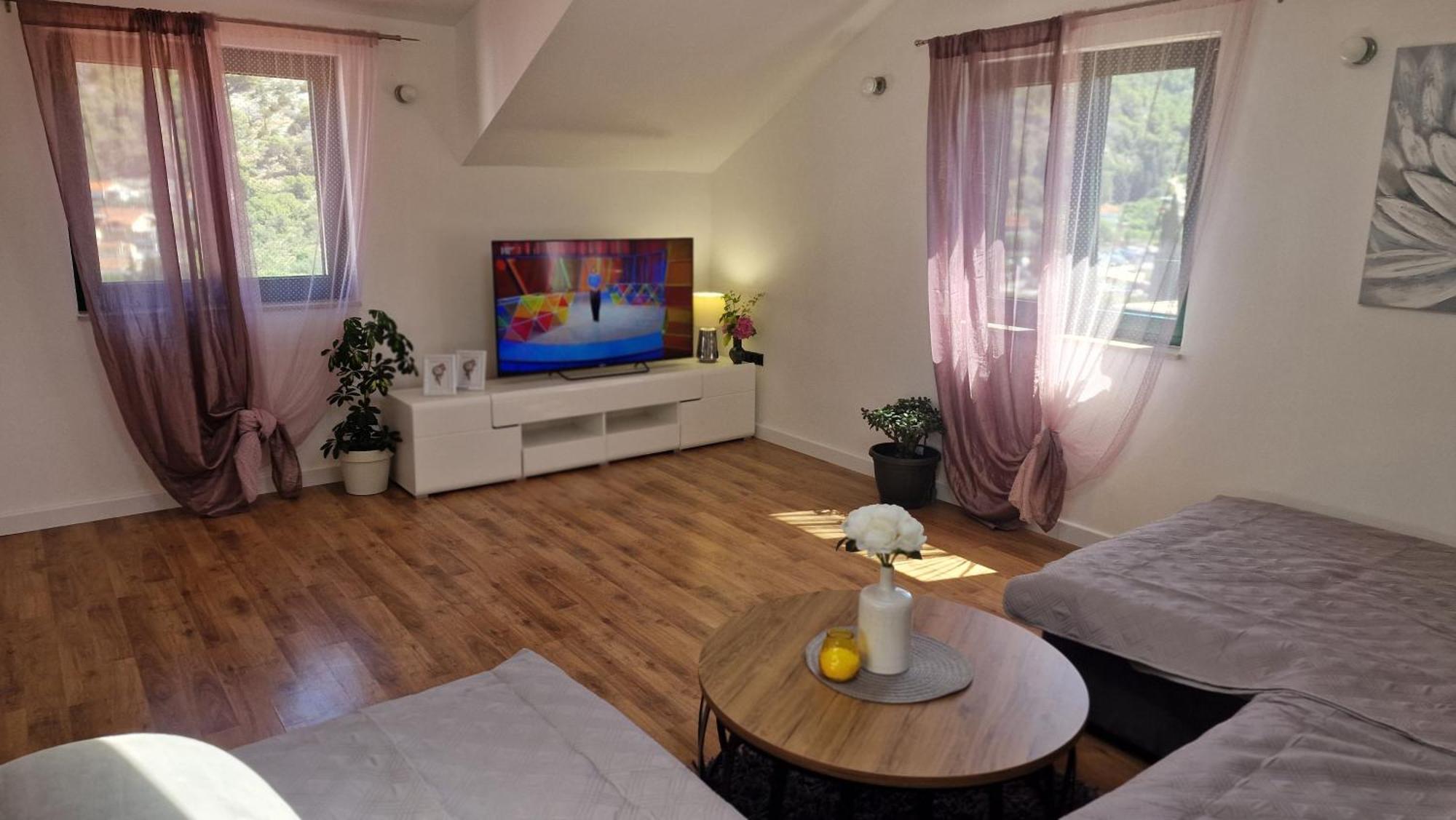 Apartments Ante Хвар Екстериор снимка