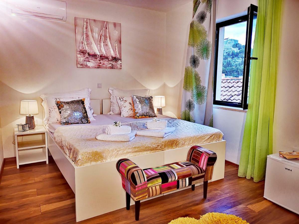 Apartments Ante Хвар Екстериор снимка