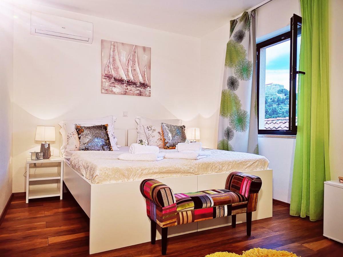 Apartments Ante Хвар Екстериор снимка