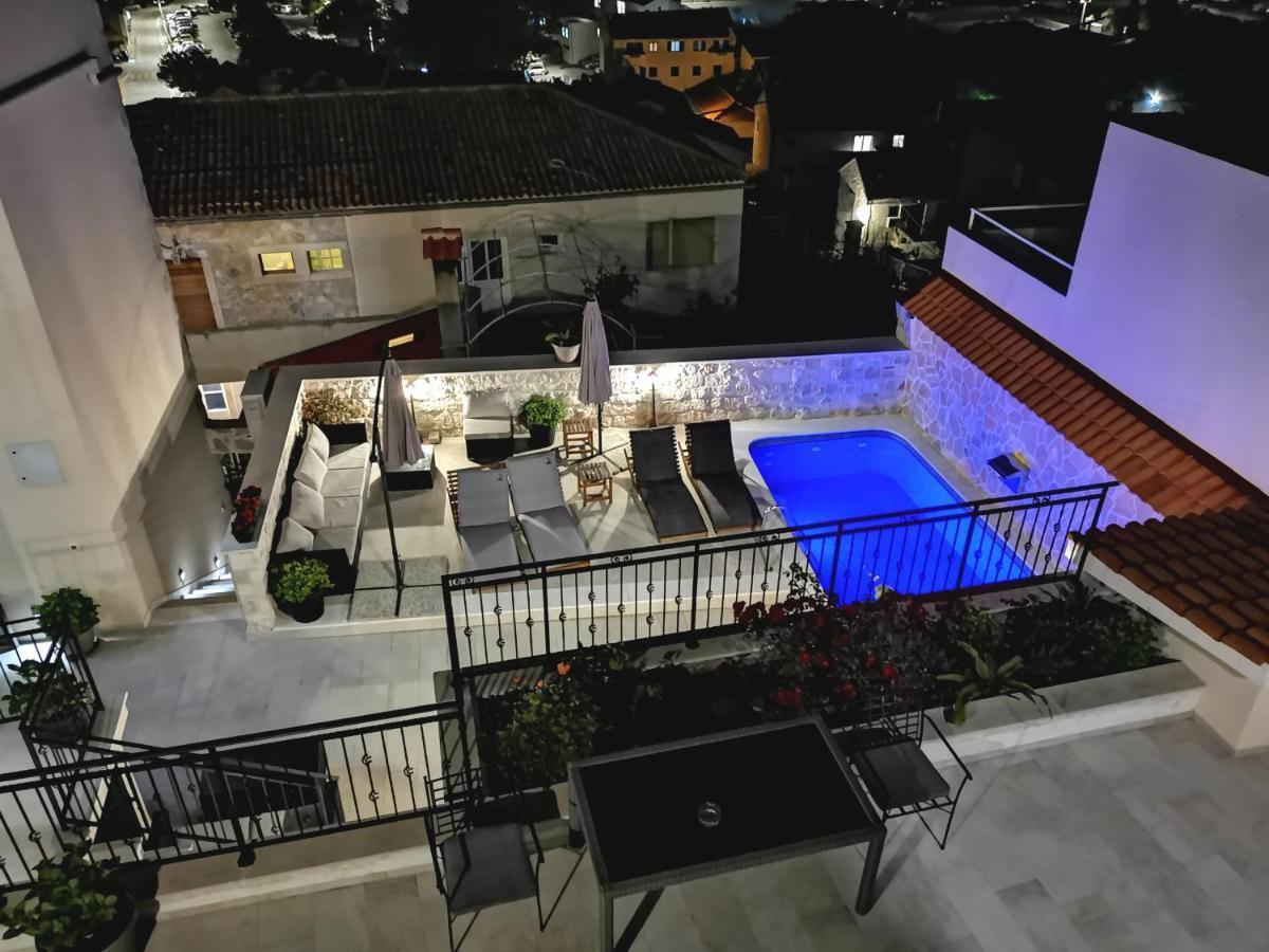 Apartments Ante Хвар Екстериор снимка