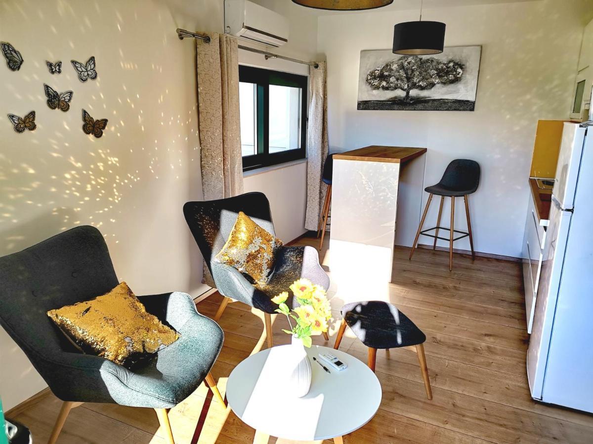 Apartments Ante Хвар Екстериор снимка